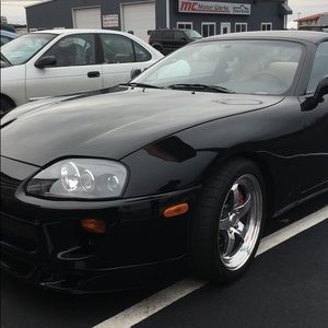 Meet your Posher, Carlos